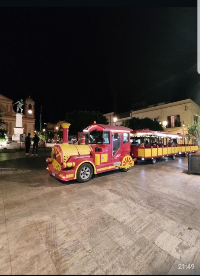 Casa Vacanza "Fortuna" باليستراتي المظهر الخارجي الصورة