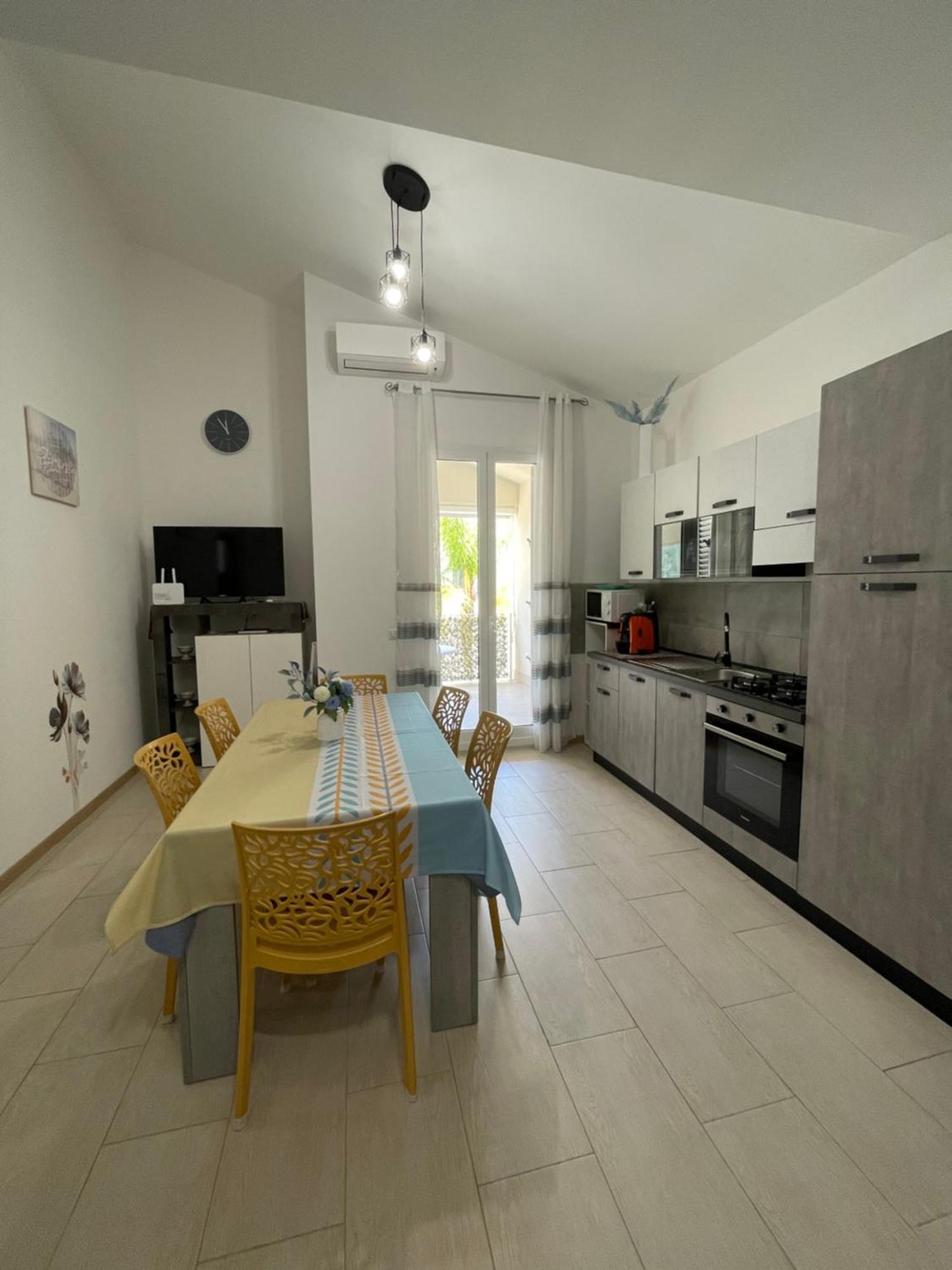 Casa Vacanza "Fortuna" باليستراتي المظهر الخارجي الصورة
